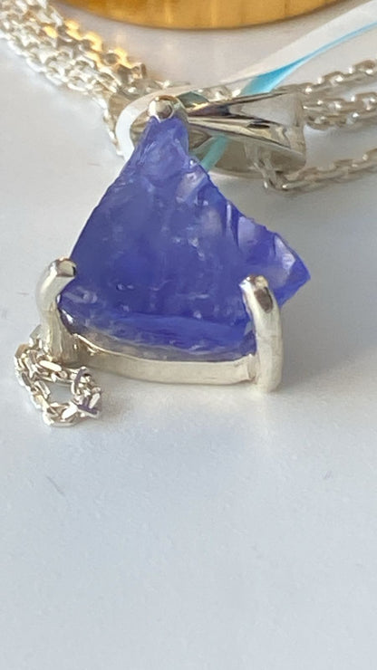 Tanzanite Pendant 2.67 cts