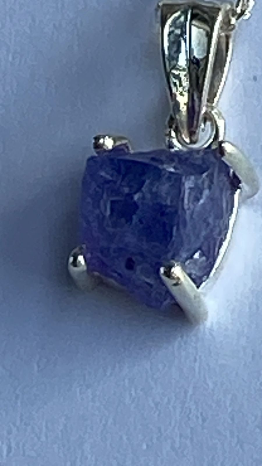 Tanzanite Pendant 1.80 cts