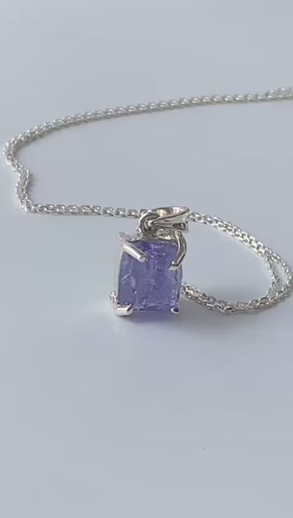 Tanzanite Pendant 2.90 cts