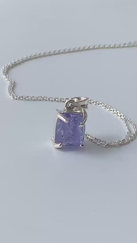 Tanzanite Pendant 2.90 cts